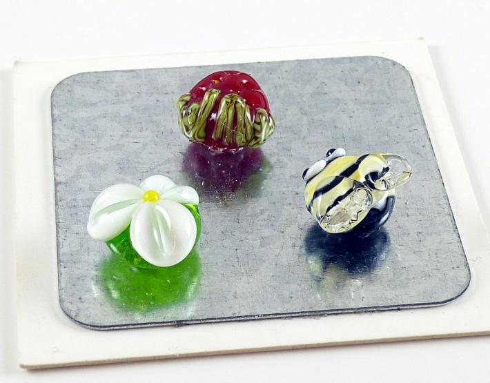 Lampwork Garden Magnet set handmade honey bee flower strawberry SRA on Handmade Artists' Shop