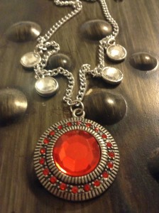 red pendant3