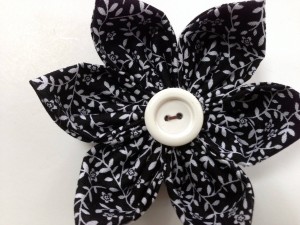 blk-wh fliwers 006