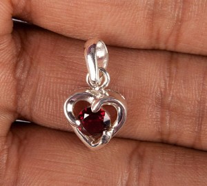 HANDMADE GARNET PENDANTS-1