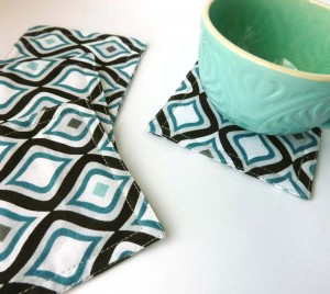 chillbilldesigns modern geometric blue and white coasters