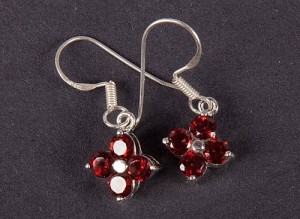 garnet earing-2