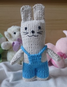 Toy bunny E9 (2)