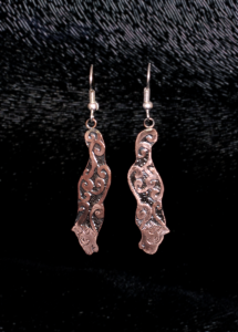 homotherium etched copper earrings3