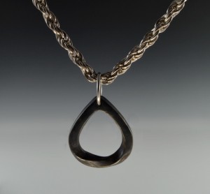 1796SteelMobiusPendantNecklace800