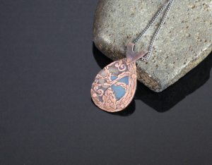 wolf copper and titanium pendant5