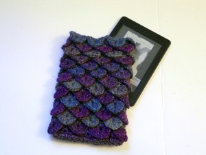 Kindle Sleeve_crocodile stitch1