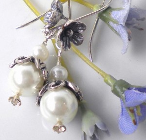 White Swarovski Pearls.Sterling Silver Flowered Hooks (800x763)