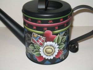 watering_can_handpainted_home_decor_9a13b2f2