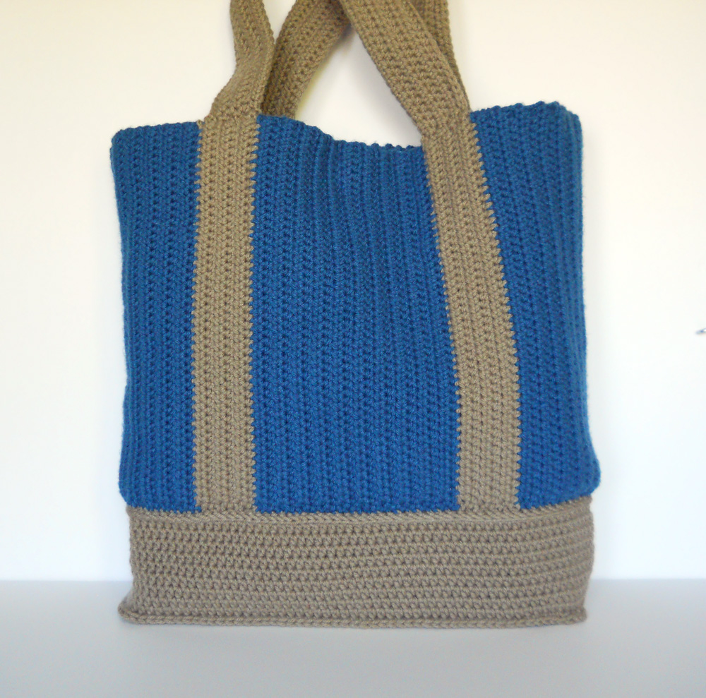 blue and tan lined tote1