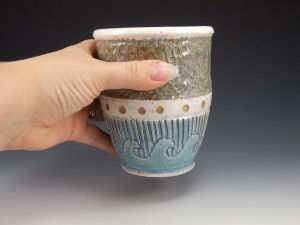 white engobe wave cup (5)