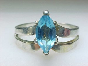 vintage_genuine_blue_topaz_ring_in_sterling_silver for December Wedding Collection