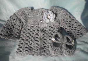 Infant Girl Sweater.Heather Gray. 6-9mo.Maryjanes