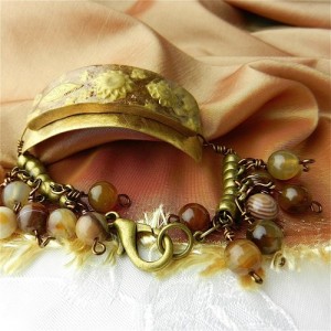 charm_bracelet_handcrafted_bronze_band_and_brown_chalcedony_beads_3f178fca