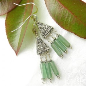 green_aventurine_gemstones_on_ornate_silver_dangle_earrings_sterling_aafef7c9