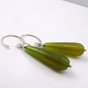 handcrafted-unusual-long-drop-earrings-green-agate