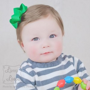 Emerald Small Twisted Boutiqe Bow on a Babe