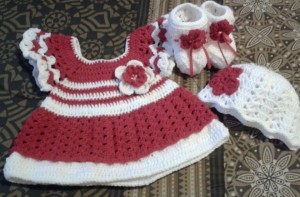 Children's Crochet-Rojo y Blanco Set