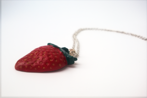 Necklace Strawberry 08 small