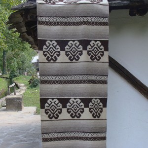 handwoven-wool-rugs-25092015-(169)
