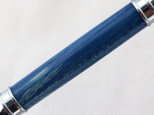 Wood Pen in blue holly and bright chrome magnetic setting
