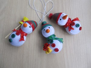 rsz_quilling_art_handmade_christmas_ornaments_hanging_christmas_ornaments_snowman_paper_filigree_1