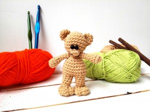 crochet amigurumi bear