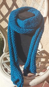 PEACOCK LOOM KNITTED SCARF 1